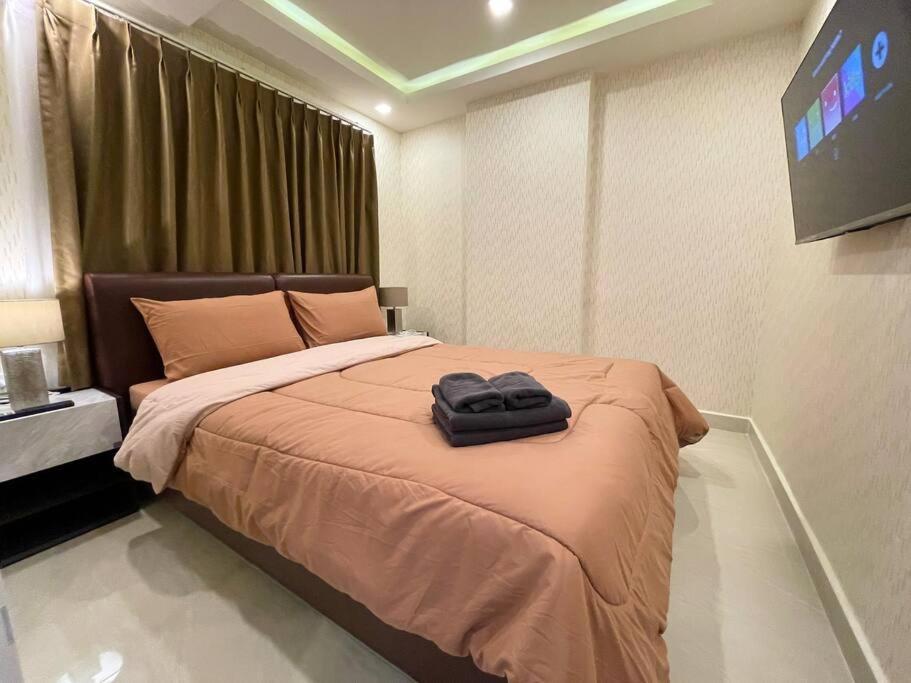 Апартаменти Large Luxury, Pool View, Grand Avenue, Pattaya - 202 Екстер'єр фото